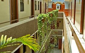 Hotel Janeiro